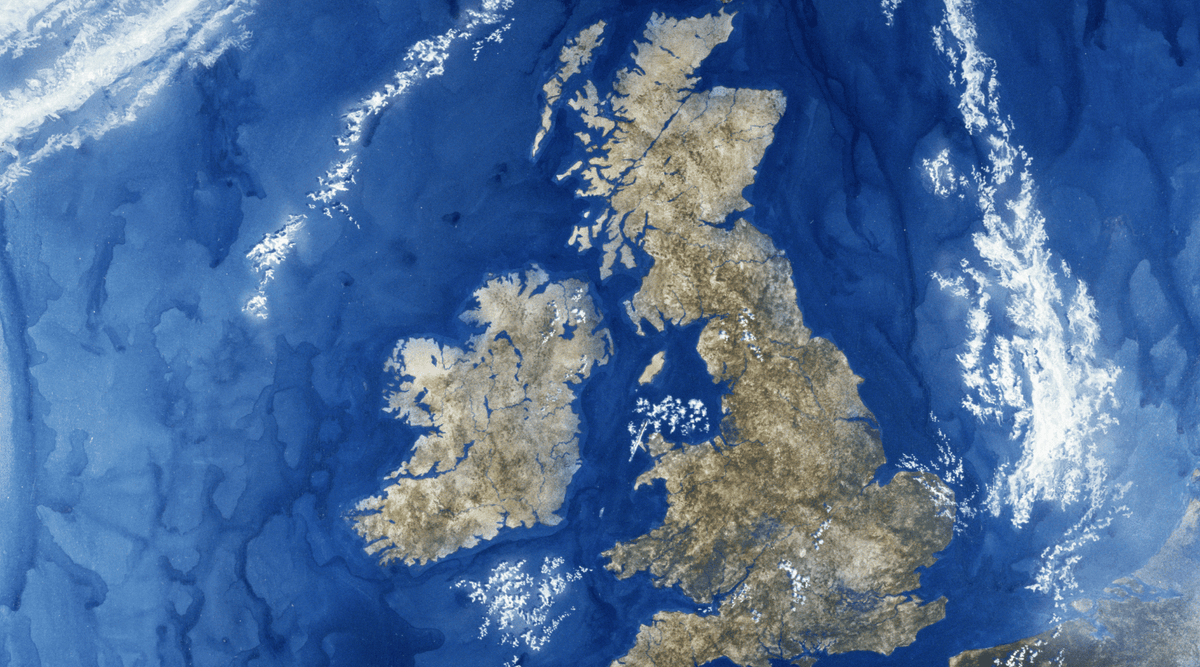 How to Connect Anywhere, Anytime with Satellite Phones in the UK - GTC