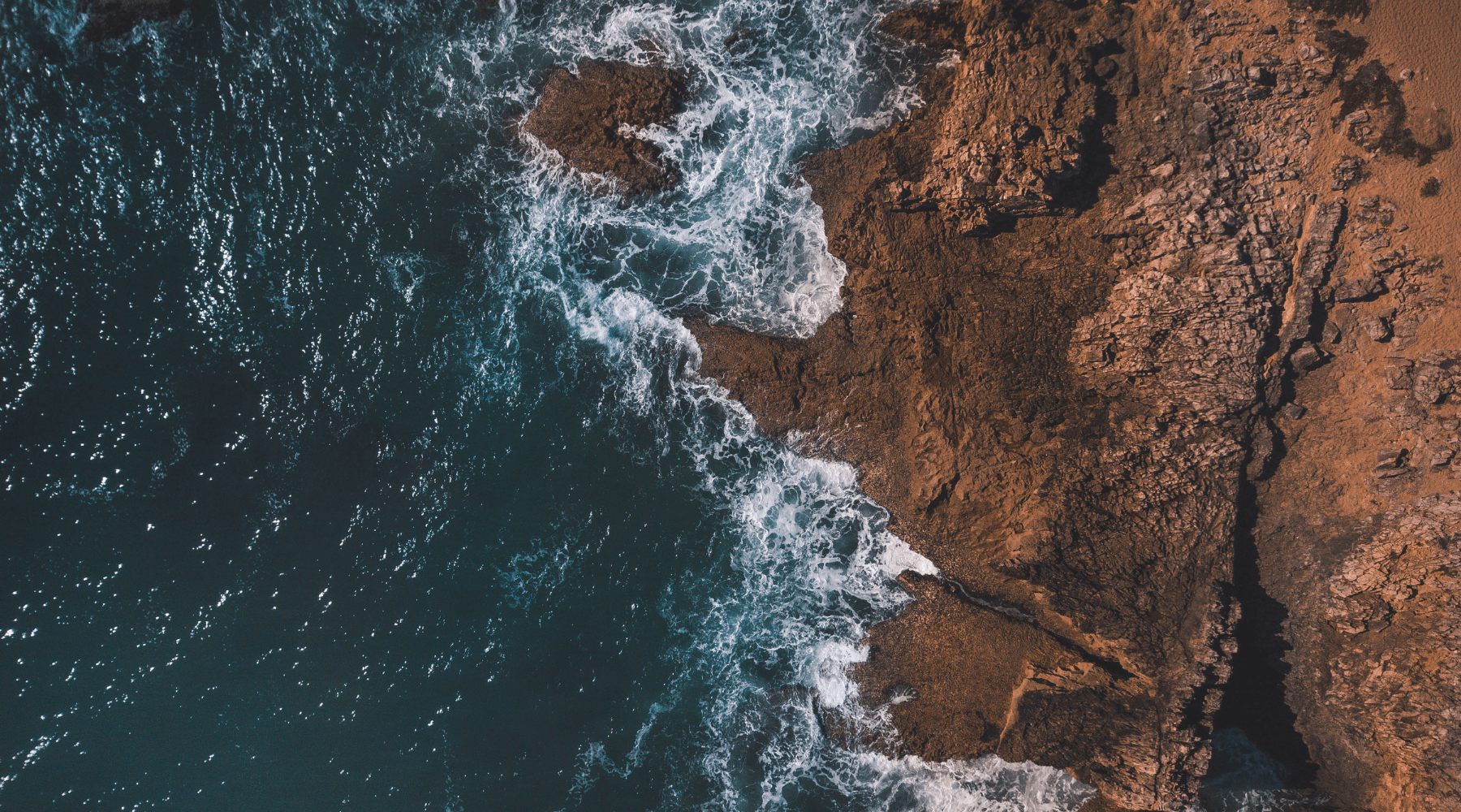 Everything You Need to Know About the Ocean Signal RescueME PLB3 - GTC