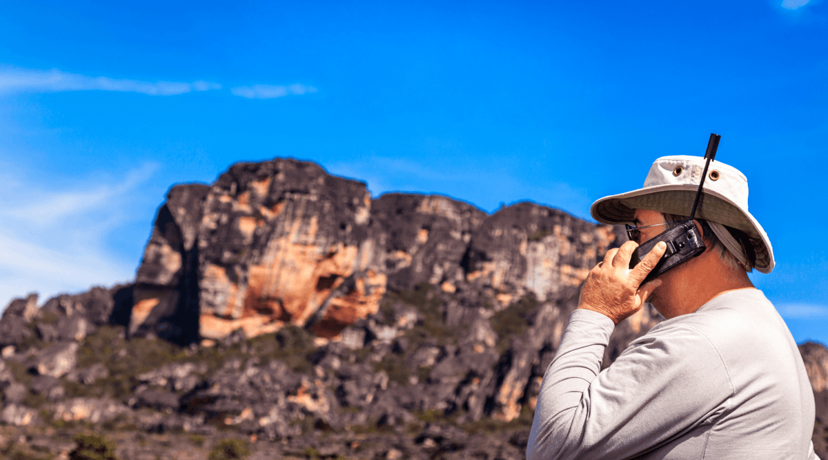 The Thuraya XT-LITE is Designed for Users On a Budget - GTC