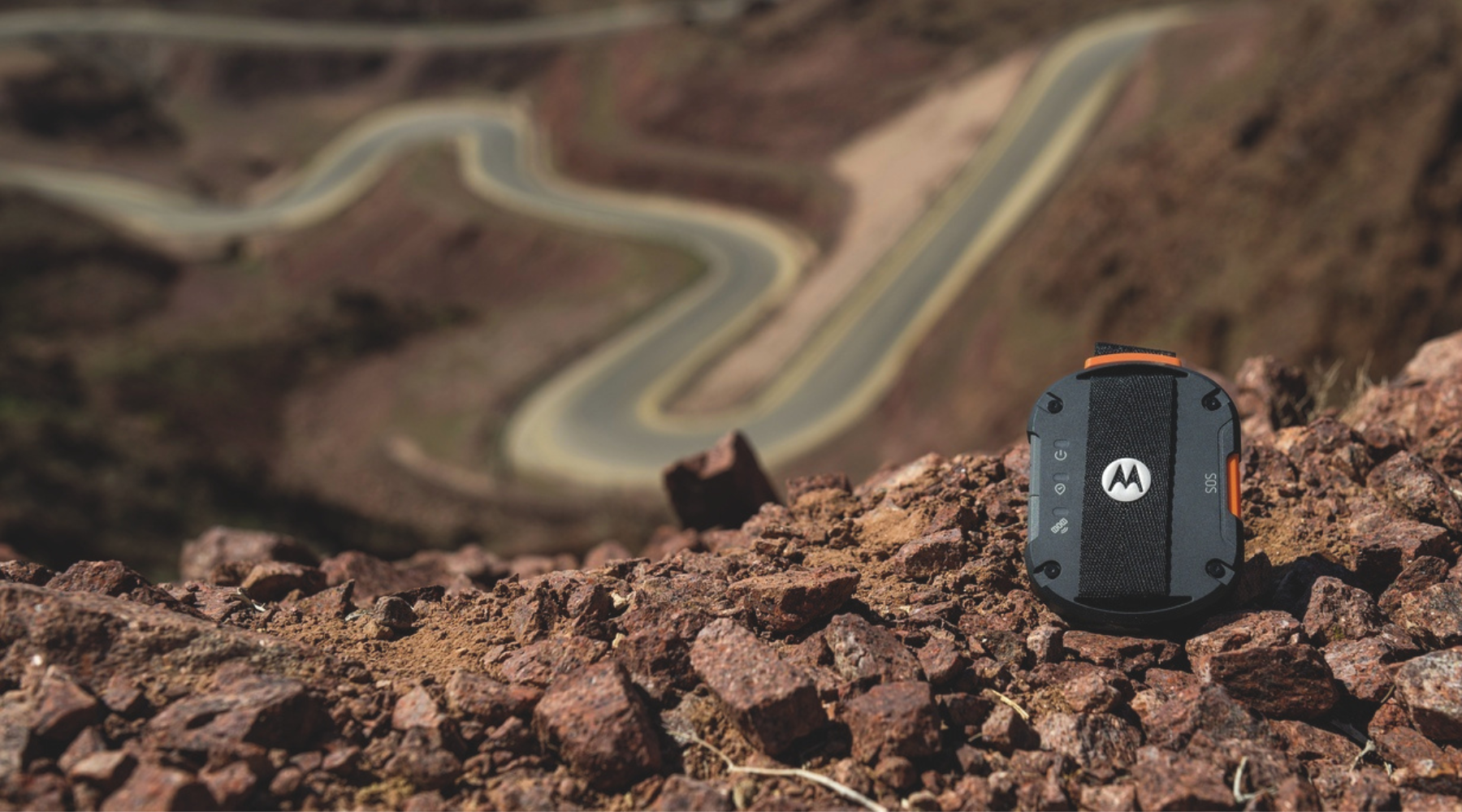 Navigating The Uncharted: Motorola Defy Satellite Link